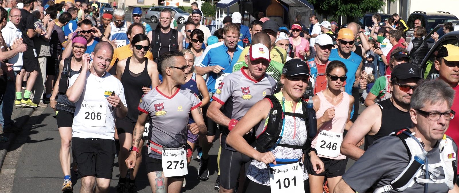 Läufergruppe, © Eifelmarathon e.V. Läufergruppe, © Eifelmarathon e.V.