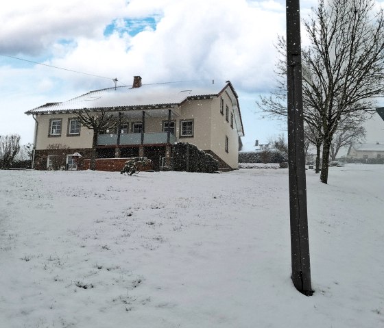 Hausansicht im Winter 6.1 Hausansicht im Winter 6.1