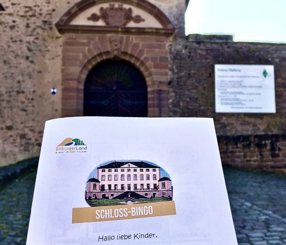 Schloss-Bingo auf Schloss Malberg, © TI Bitburger Land Schloss-Bingo auf Schloss Malberg, © TI Bitburger Land