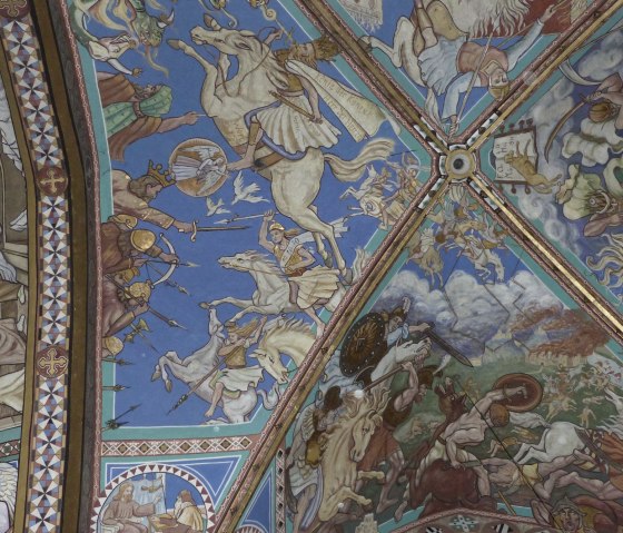 Kirche Eschfeld Malereien (3), © Tourist-Information Islek, Ingrid Wirtzfeld Kirche Eschfeld Malereien (3), © Tourist-Information Islek, Ingrid Wirtzfeld