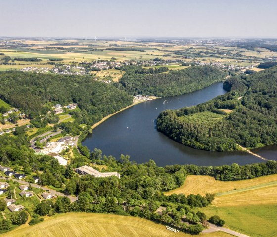 View of the Biersdorf reservoir in the NaturwanderPark delux, © Eifel Tourismus GmbH, D. Ketz View of the Biersdorf reservoir in the NaturwanderPark delux, © Eifel Tourismus GmbH, D. Ketz