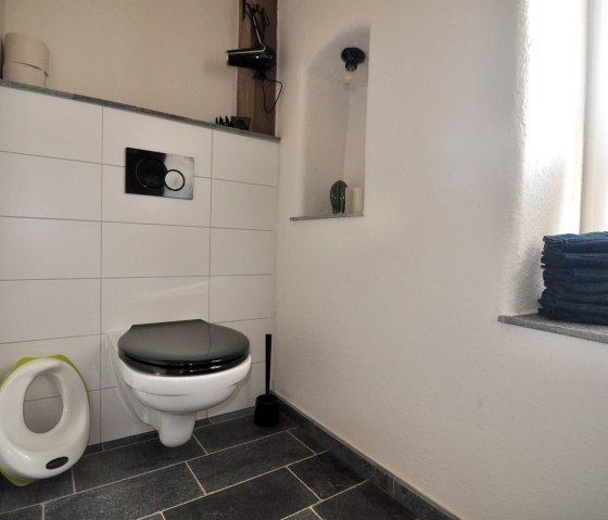 WC WC