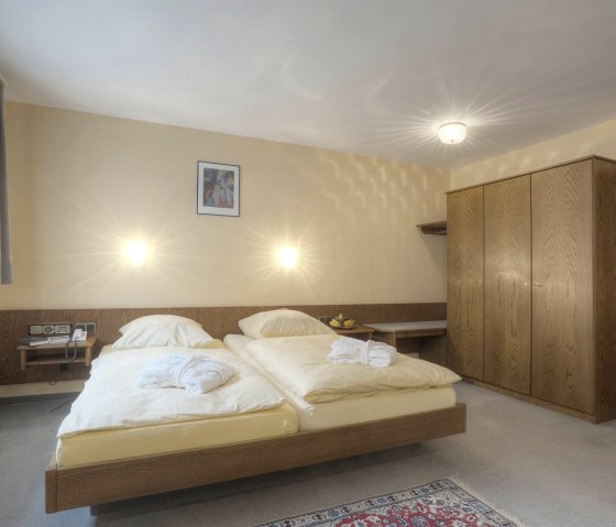 Kategorie 4 ohne Balkon mit Badewanne Kategorie 4 ohne Balkon mit Badewanne