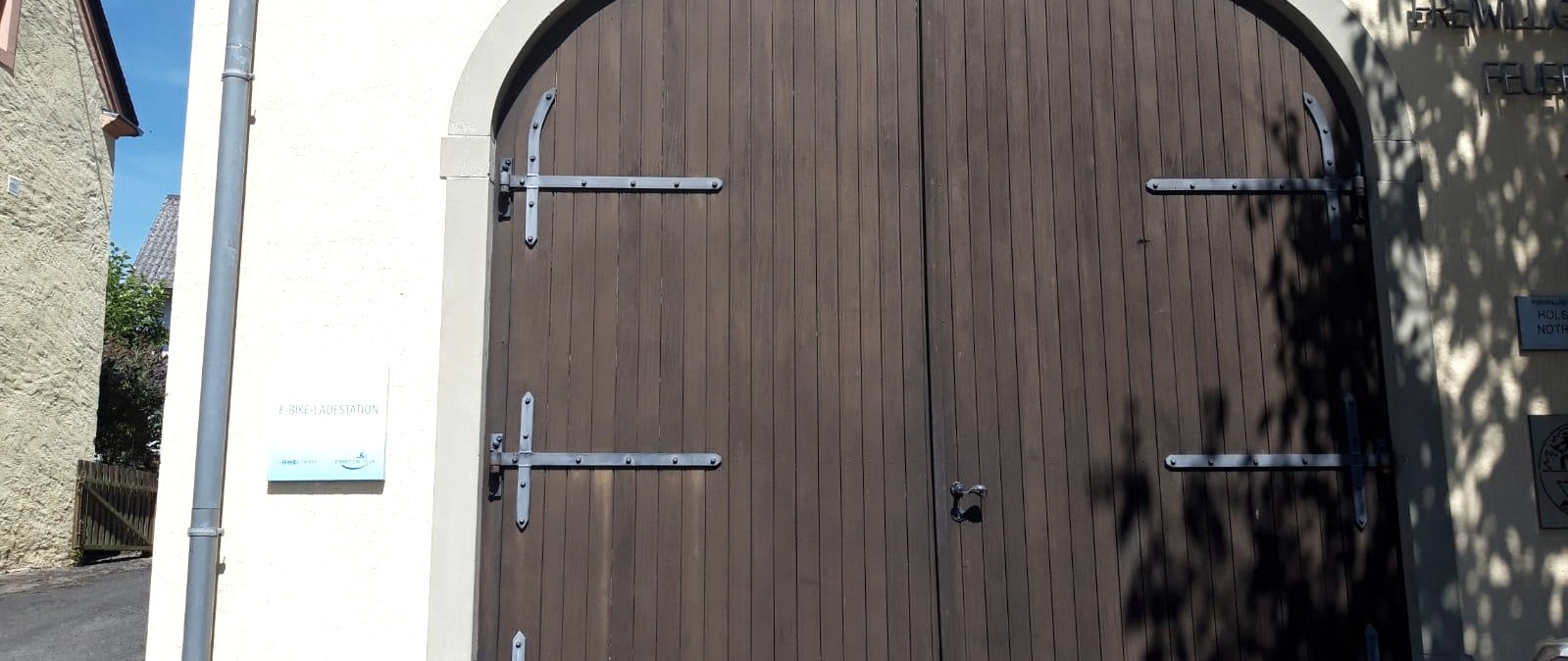 Ladestation am "Sprutzenhous", © Felsenland Südeifel Tourismus GmbH Ladestation am "Sprutzenhous", © Felsenland Südeifel Tourismus GmbH