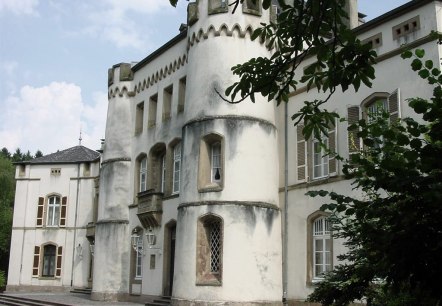 Schloss Kewenig, © Felsenland Südeifel Tourismus GmbH Schloss Kewenig, © Felsenland Südeifel Tourismus GmbH