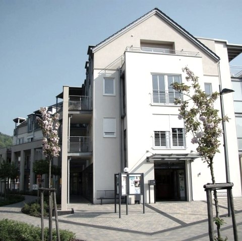 Ladestation neben der Tourist Information in Irrel, © Felsenland Südeifel Tourismus GmbH Ladestation neben der Tourist Information in Irrel, © Felsenland Südeifel Tourismus GmbH