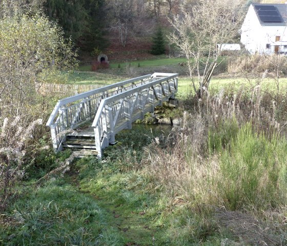 Überquerung der Irsen bei der Seveniger Mühle, © Tourist-Information Islek Überquerung der Irsen bei der Seveniger Mühle, © Tourist-Information Islek