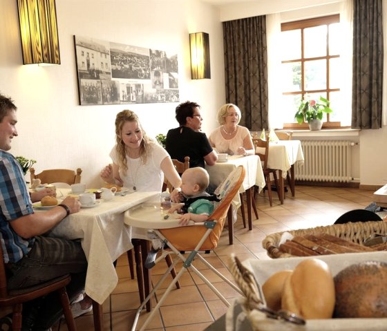 Café am Morgen, vertreibt Kummer & Sorgen Café am Morgen, vertreibt Kummer & Sorgen