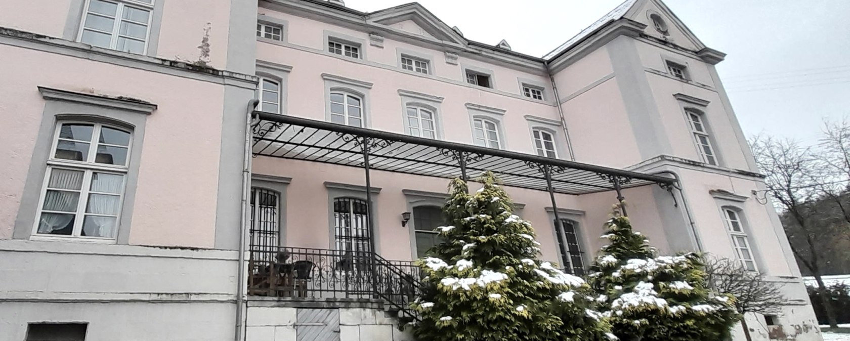 Hofgut Petry Aussenansicht, © Felsenland Südeifel Tourismus GmbH Hofgut Petry Aussenansicht, © Felsenland Südeifel Tourismus GmbH