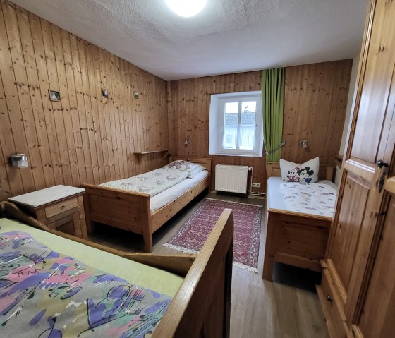 3-Bett-Zimmer, © Tourist-Information Islek 3-Bett-Zimmer, © Tourist-Information Islek
