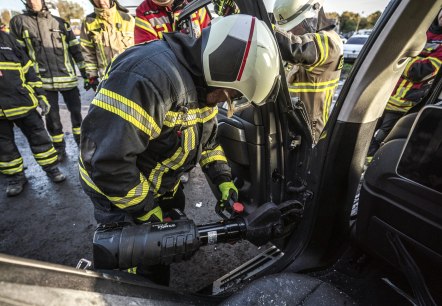 Feuerwehrmann, © Weber Rescue Systems Feuerwehrmann, © Weber Rescue Systems
