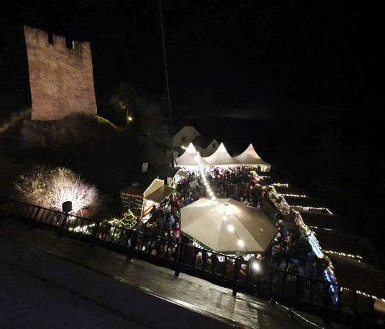 Weihnachtliche Stimmung auf der Dasburg, © Fabian Bormann Weihnachtliche Stimmung auf der Dasburg, © Fabian Bormann