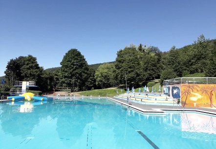 Freibad Bollendorf, © Freibad Bollendorf Freibad Bollendorf, © Freibad Bollendorf