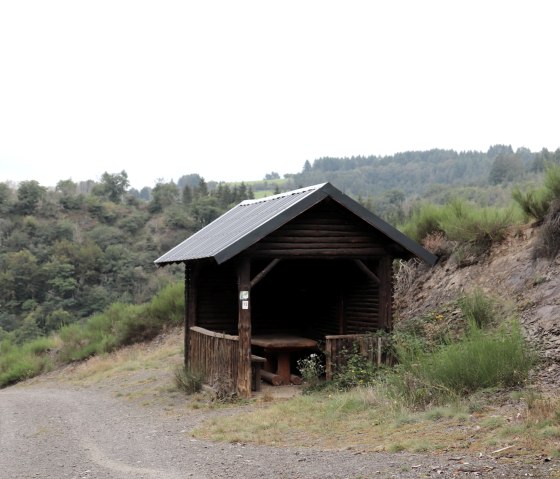 Shelter on the hiking trail, © Tourist-Information Islek Shelter on the hiking trail, © Tourist-Information Islek