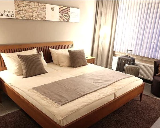 Zimmerbeispiel, © Hotel Kickert Zimmerbeispiel, © Hotel Kickert