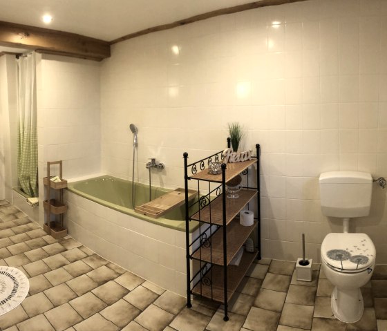 Großes Bad im Erdgeschoss Großes Bad im Erdgeschoss