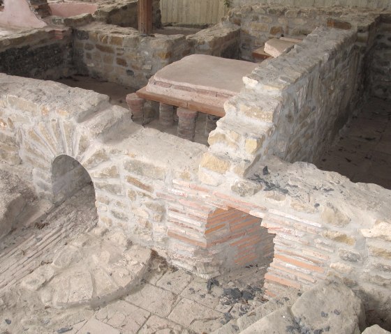 Fußbodenheizung im Bad der Röm. Villa Bollendorf, © Felsenland Südeifel Tourismus GmbH Fußbodenheizung im Bad der Röm. Villa Bollendorf, © Felsenland Südeifel Tourismus GmbH