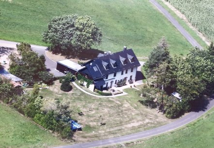 Hügelhaus von oben Hügelhaus von oben