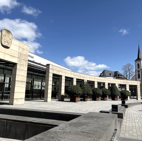 Außenansicht Bitburger Stadthalle, © TI Bitburger Land Außenansicht Bitburger Stadthalle, © TI Bitburger Land