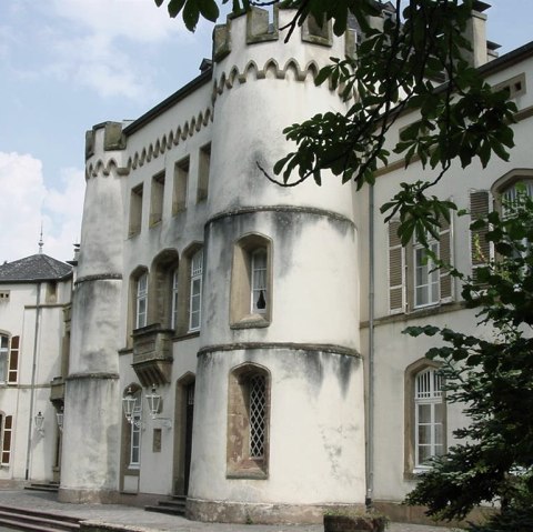 Kewenig Castle, © Felsenland Südeifel Tourismus GmbH Kewenig Castle, © Felsenland Südeifel Tourismus GmbH