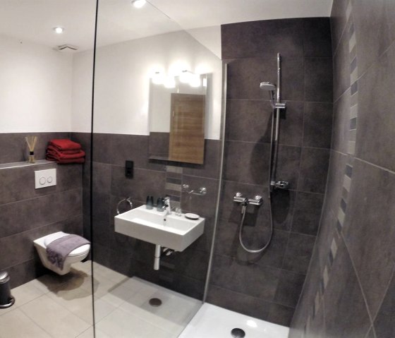 Badezimmer Foto 1, © Ralinger Hof Badezimmer Foto 1, © Ralinger Hof