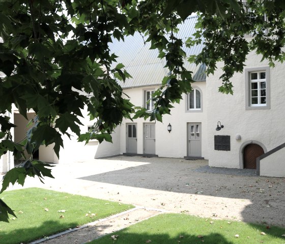 Innenhof 2 Innenhof 2