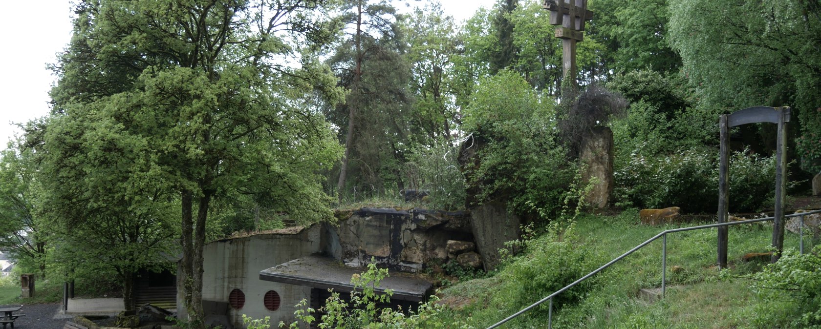Ruinen des Panzerwerks mit Westwallmuseum in Irrel, © Felsenland Südeifel Tourismus GmbH Ruinen des Panzerwerks mit Westwallmuseum in Irrel, © Felsenland Südeifel Tourismus GmbH