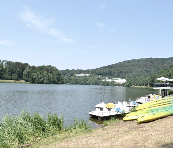 Auf dem See ist Boot fahren möglich, © TI Bitburger Land Auf dem See ist Boot fahren möglich, © TI Bitburger Land