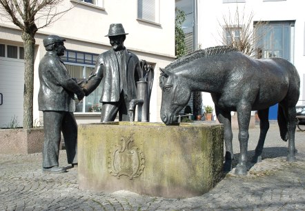 Brunnen "Pferdemarkt", © Tourist-Information Bitburger Land Brunnen "Pferdemarkt", © Tourist-Information Bitburger Land