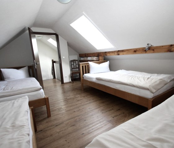 4-Bettzimmer Dachgeschoss, © Harald Geimer 4-Bettzimmer Dachgeschoss, © Harald Geimer