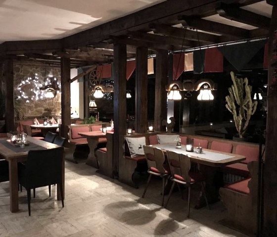 Ralinger Hof 3 Ralinger Hof 3