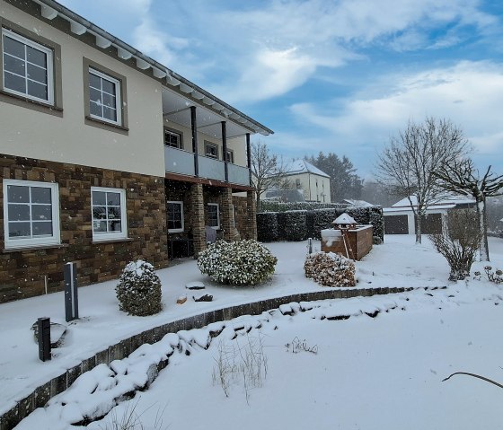 Hausansicht im Winter 4 Hausansicht im Winter 4