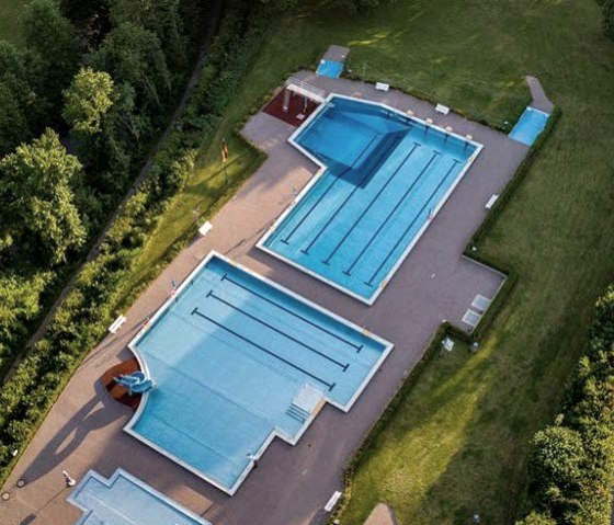 Campingpark Schwimmbad, © Campingpark Eifel Campingpark Schwimmbad, © Campingpark Eifel