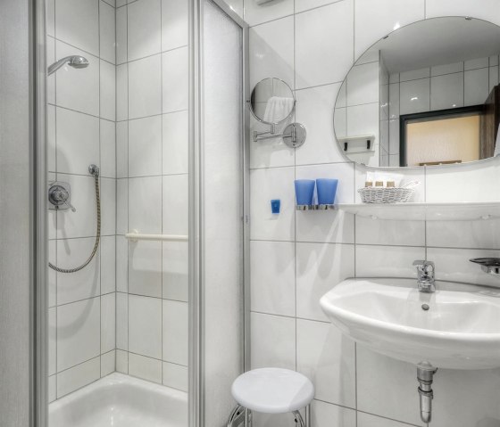 Badezimmer Kategorie 2 und 3 Badezimmer Kategorie 2 und 3