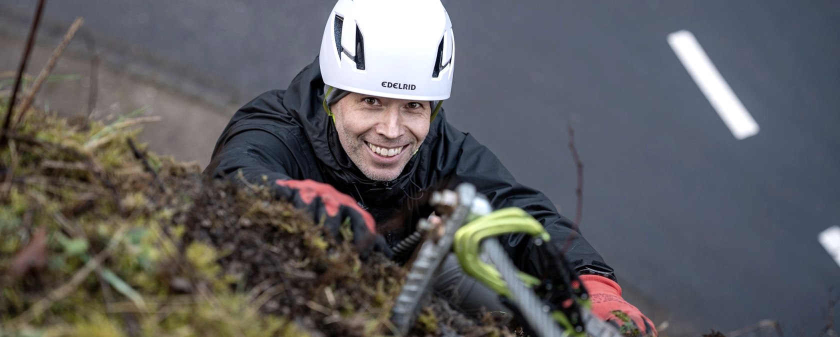 Klettersteig Neuebrurg - Passage Burg, &copy; Felsenland S&uuml;deifel Tourismus GmbH, LMZ Media