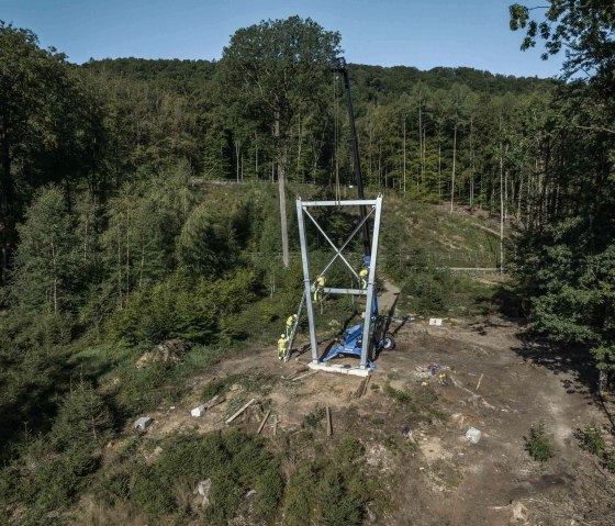 Aufbau Hängebrücke Irreler Wasserfälle, © Naturpark Südeifel/Thomas Urbany