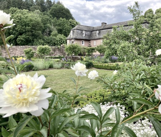 Blick auf den Eisernen Garten u. das alte Brauhaus, © TI Bitburger Land