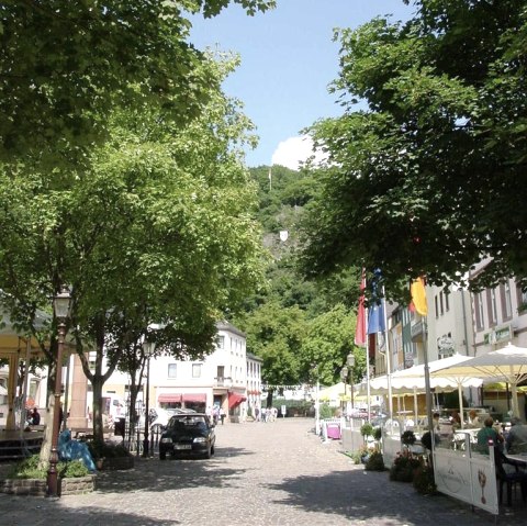 Marktplatz Neuerburg, © Felsenland Südeifel Tourismus GmbH
