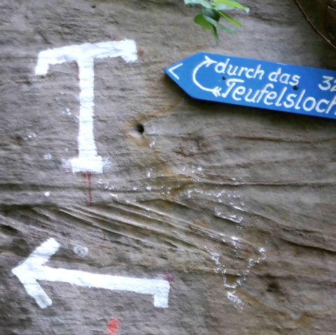 Hier geht's zum Teufelsloch, &copy; Felsenland S&uuml;deifel Tourismus GmbH