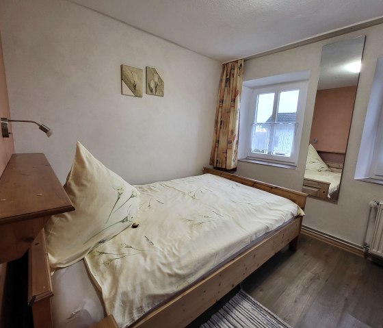 Schlazimmer mit franz&ouml;sischem Bett, &copy; Tourist-Information Islek