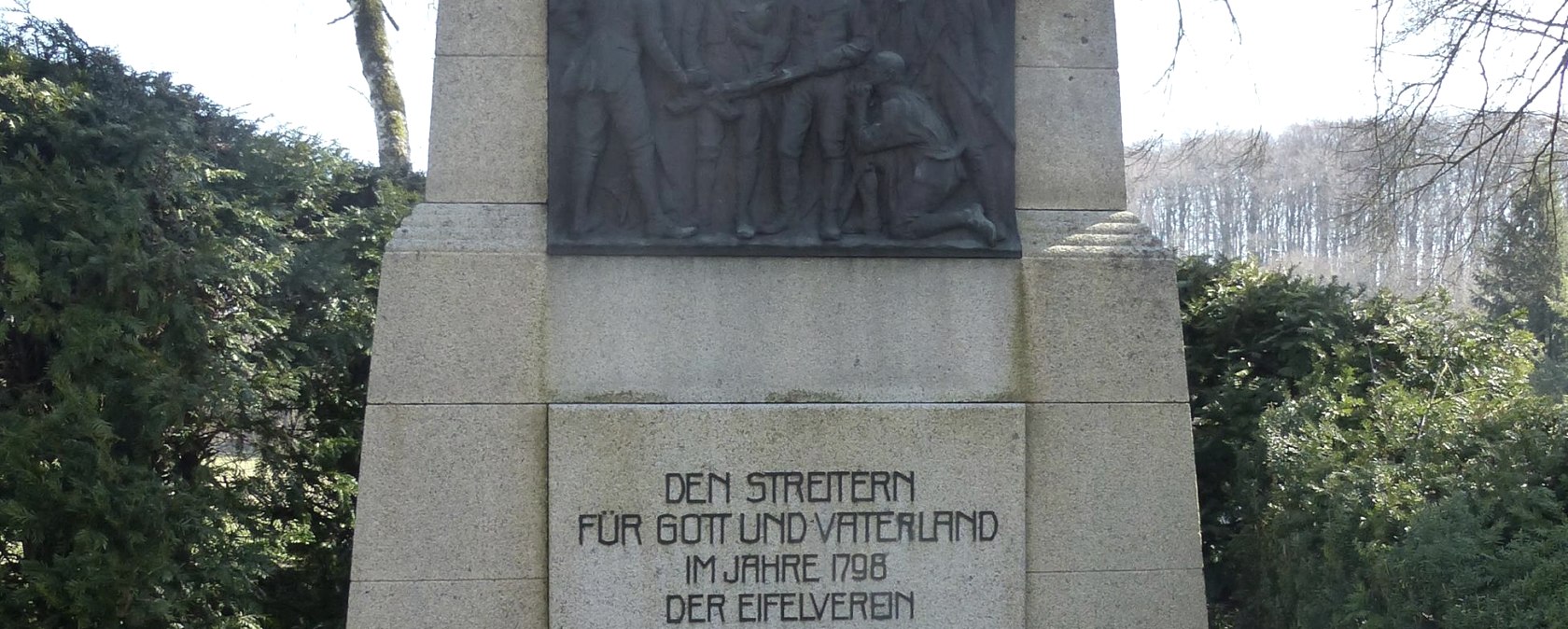Kl&ouml;ppelkrieg-Denkmal Arzfeld (2), &copy; Tourist-Information Islek, Ingrid Wirtzfeld