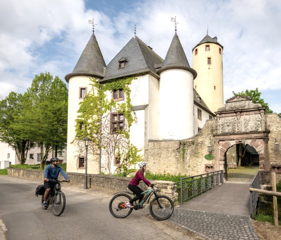 Burg Rittersdorf am Nims-Radweg, &copy; Eifel Tourismus GmbH, Dominik Ketz