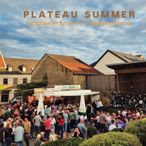 Ein Veranstaltungsplakat für die Ferschweiler Kirmes von 01. bis 04. August. Es enthält Informationen zu den verschiedenen Programmpunkten und Öffnungszeiten.