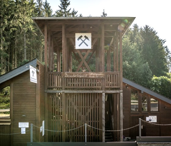 Das Besucherbergwerk Mühlenbergerstollen in Bleialf ist der Nähe  der Wandertour, © Eifel Tourismus GmbH, Dominik Ketz