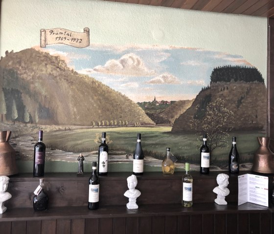 Weinauswahl, &copy; Tourist-Information Bitburger Land