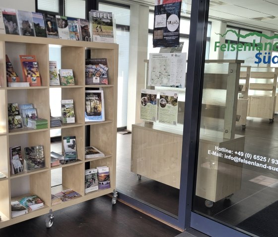 Prospektauslage Irrel, &copy; Felsenland S&uuml;deifel Tourismus GmbH