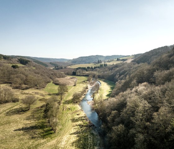 Blick auf die Pr&uuml;mschleife, Devon-Pfad, &copy; Eifel Tourismus GmbH, D. Ketz