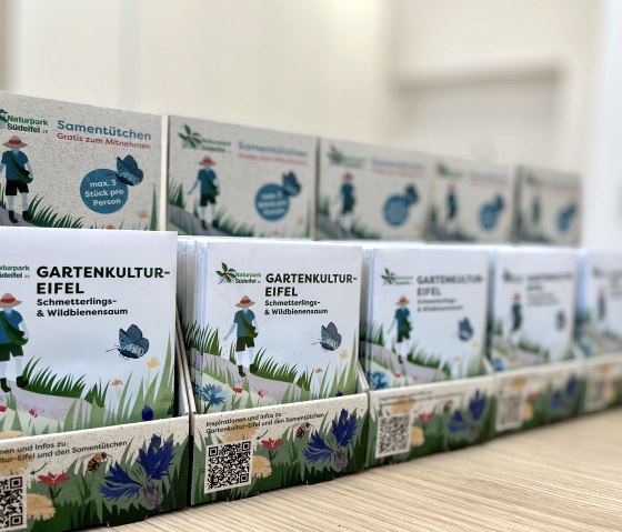 Saatgutmischung Schmetterlings- und Wildbienensaum, &copy; Naturpark S&uuml;deifel/Ansgar Dondelinger