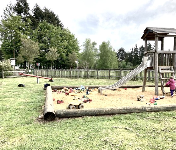 idyllischer Spielplatz in Mohrweiler, © TI Bitburger Land