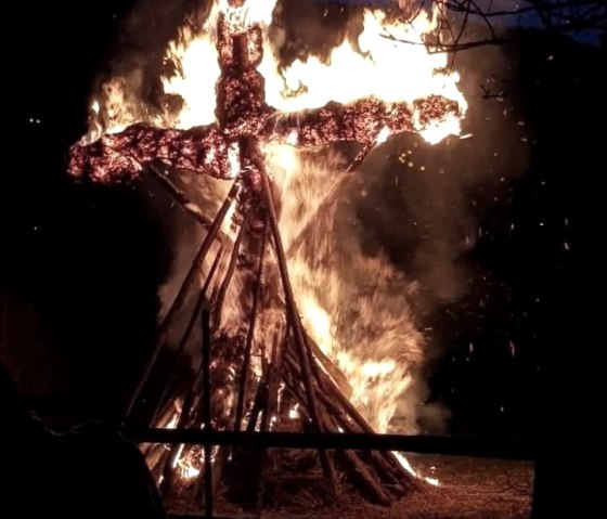 H&uuml;ttenbrennen, &copy; Feuerwehr Bollendorf